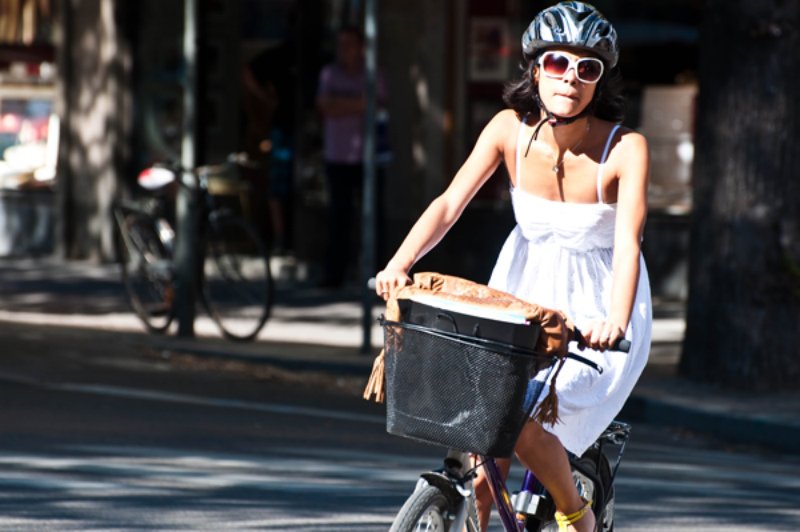 Importancia del uso del casco cuando se viaja en bicicleta en bogotá