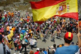 A que hora comienzan las etapas de la vuelta de espana 2014 en argentina chile uruguay paraguay colombia mexico